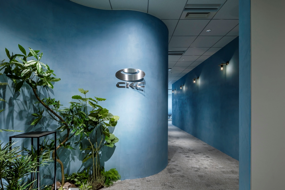 水の中の小さな変化に気づくように